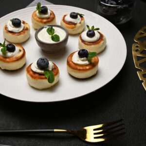 Syrnyky (cheese pancakes)