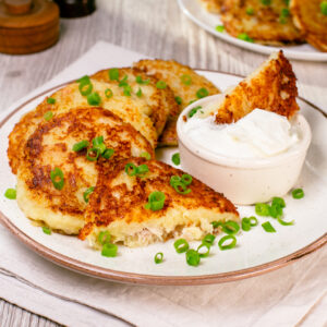 Meat potato fritters (Deruny)